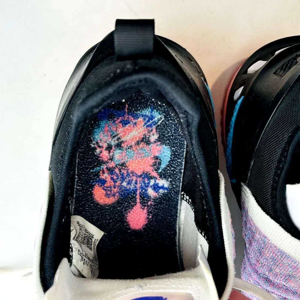 Nike Big Kid's Lebron 18 GS Graffiti‎ Basketball Shoes Youth 7 Purple CW2760-900